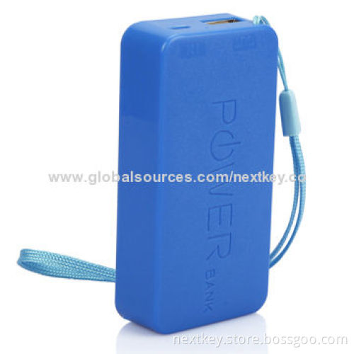Latest Multiple Colors Perfume Power Banks for iPhone with Keychain, 5,600mAh Capacity